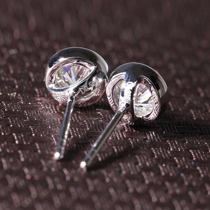 925 Sterling Silver Round Cut Cubic Zirconia Simple Stud Earrings 4