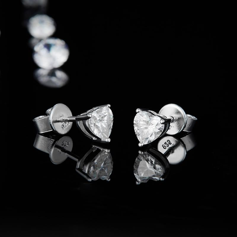 925 Sterling Silver Heart Shaped Cubic Zirconia Stud Earrings 5