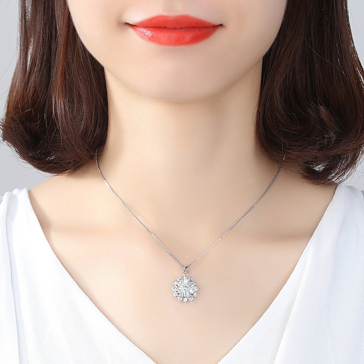 925 Sterling Silver Flower Design Created White CZ Pendant Necklace 2