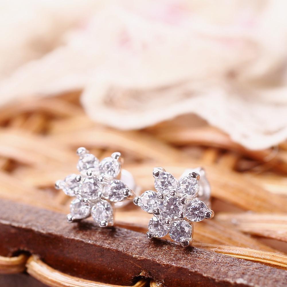 925 Sterling Silver Snowflake Design Created CZ Stud Earrings 2