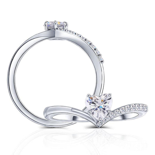 925 Sterling Silver Heart-shaped CZ Diamond Ring 1