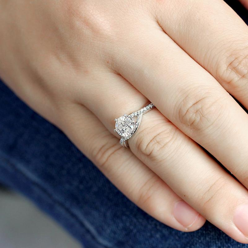 925 Sterling Silver Round Cut CZ Diamond Ring 2