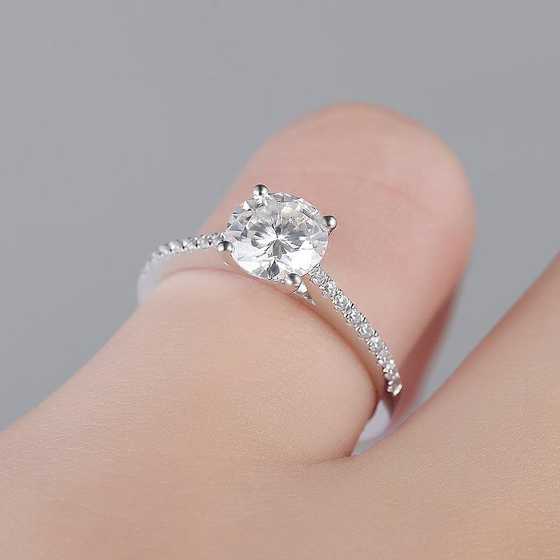 925 Sterling Silver Classic Round Cut CZ Ring 7