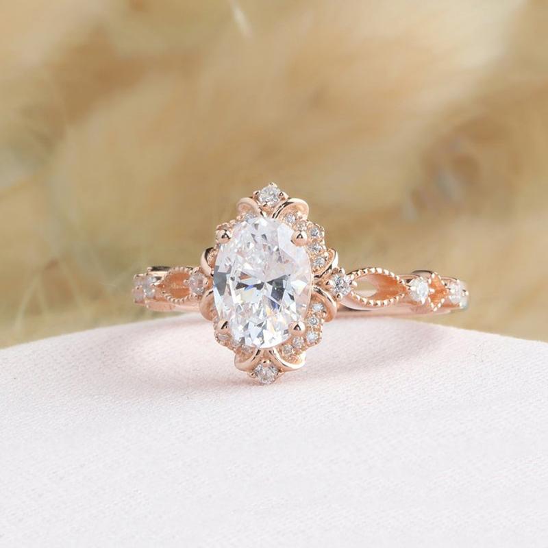 925 Sterling Silver  Round Cut CZ Vintage Ring 3