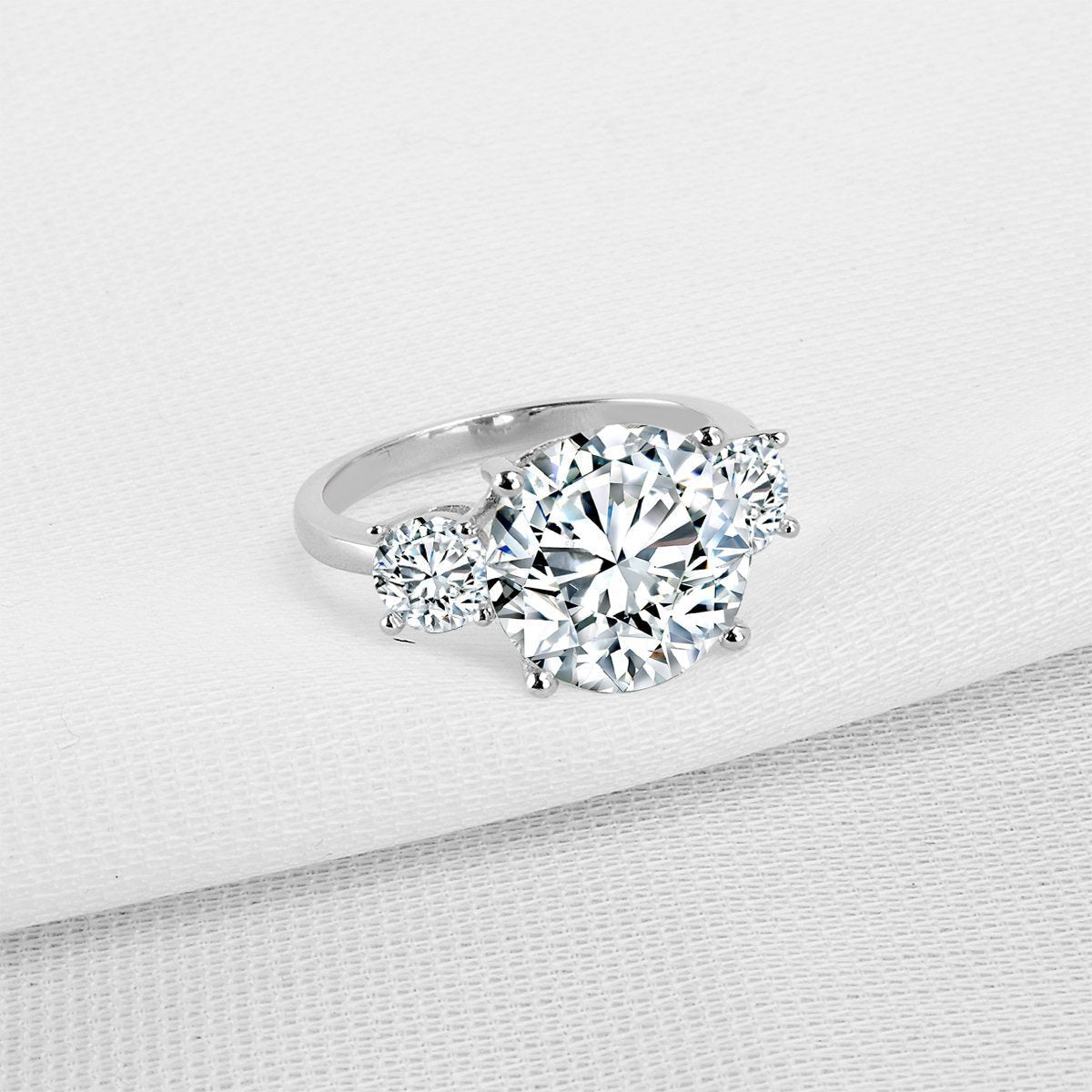 925 Sterling Silver Three Stone Round CZ Ring 6