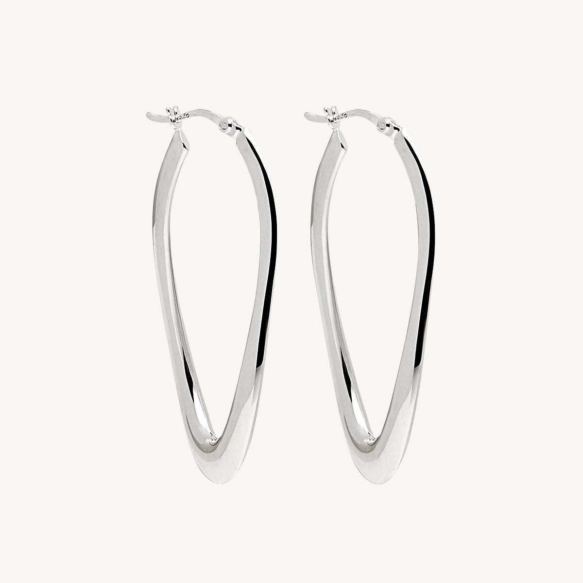 Basta Hoop Silver Twisted Earring 1