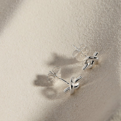 5mm Nature’s Knot Stud Silver Earrings 2