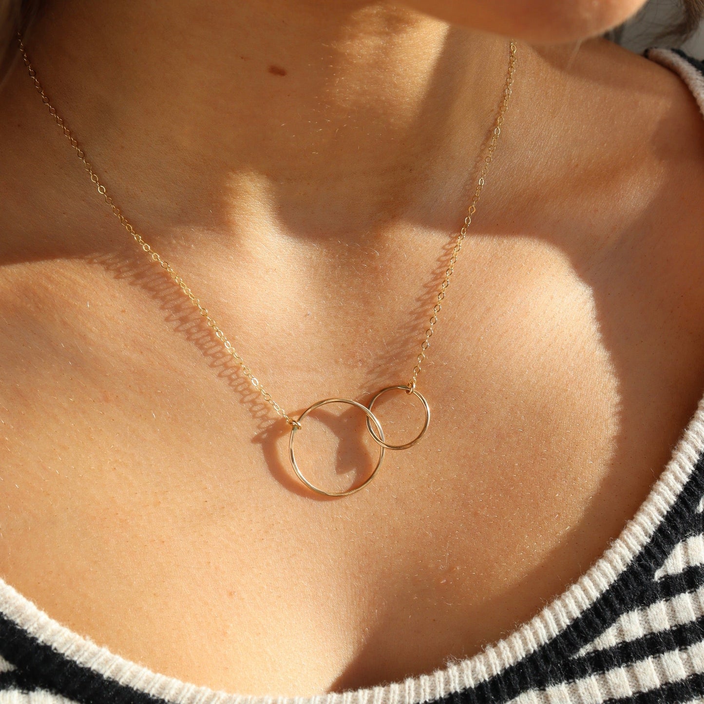 18 Inch Linkage Round Shape Necklace 4