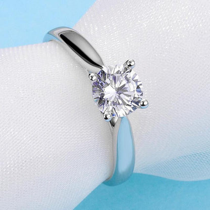 925 Sterling Silver Classic Round CZ Solitaire Ring 5