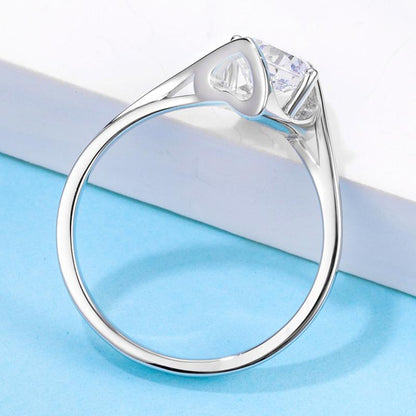 925 Sterling Silver Classic Round Cut CZ Angle Solitaire Rings 6