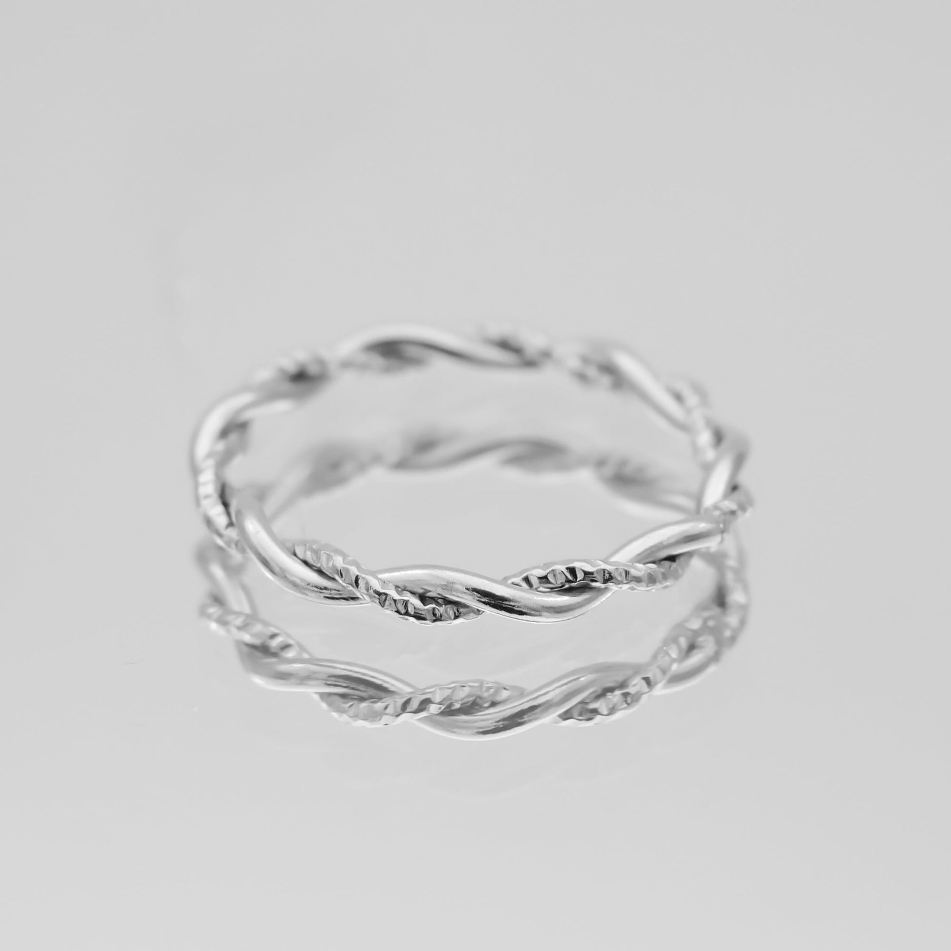 925 Sterling Silver Aicha Twisted Ring 2