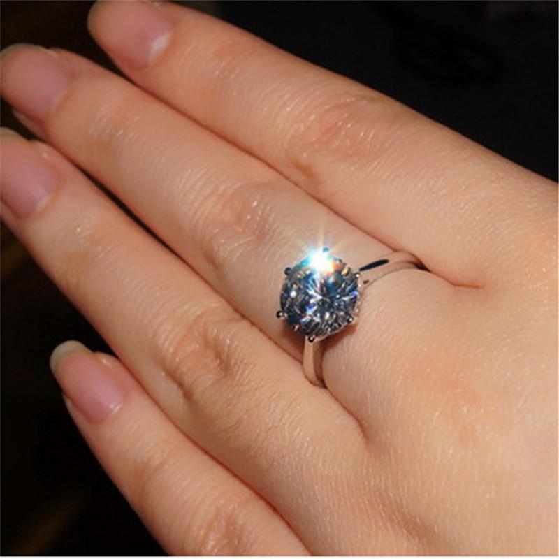 925 Sterling Silver Classic Round Solitaire Brilliant Ring 9