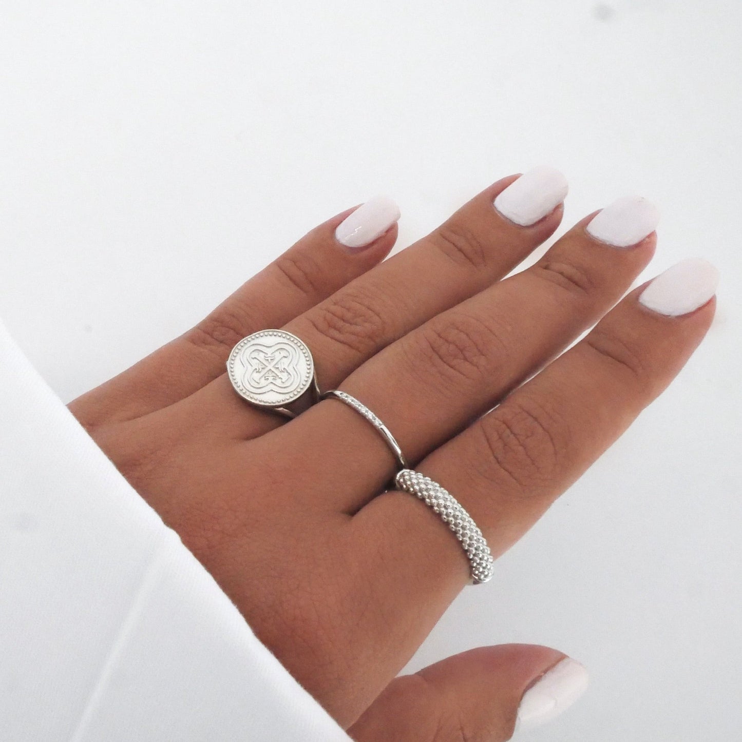 925 Sterling Silver Sia Ring 6