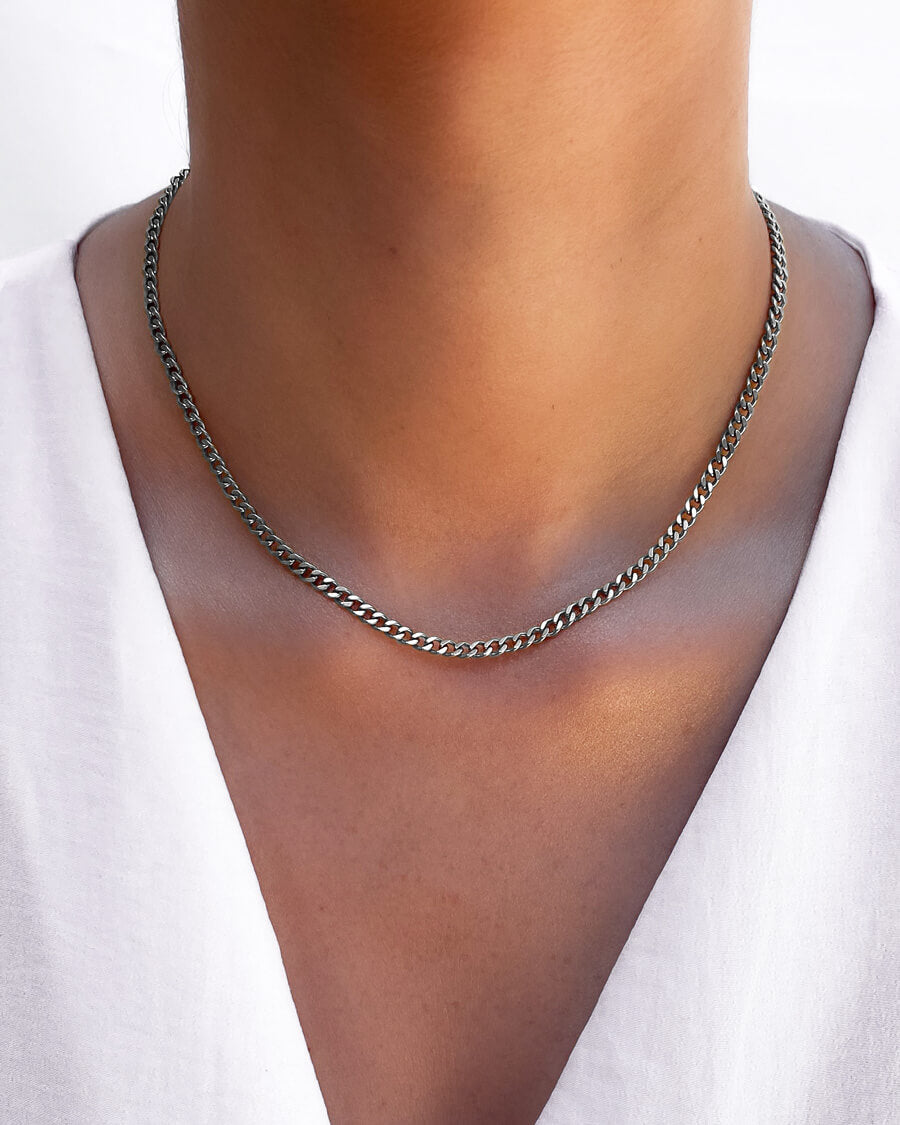 Sterling Silver Small Curb Chain Necklace: Delicate Simplicity 2