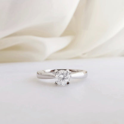 0.27 CT Round Solitaire CVD G/VS2 Diamond Engagement Ring 1